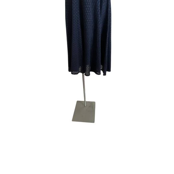 Eva Mandes Elegant Navy Blue Crochet Skirt - Picture 7 of 10